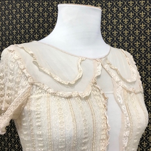 💗ISO💗Anthropologie “Tea Party” tee by Lu Lu Lame - Picture 2 of 2